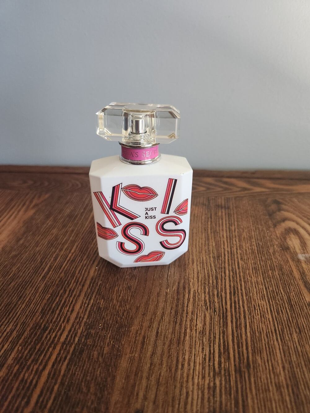 Victoria's Secret Just a Kiss 1.7 oz